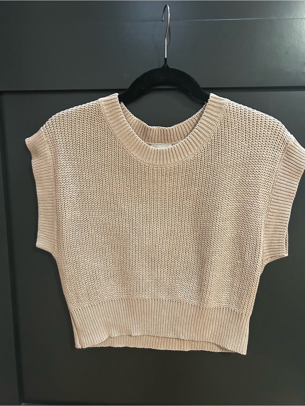 Le Lis Cream Knit Sleeveless Sweater Top